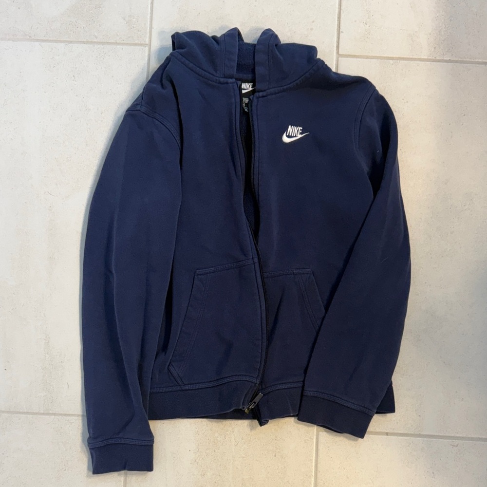 Nike Kids zip up jacket size XL